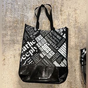 Lululemon bag